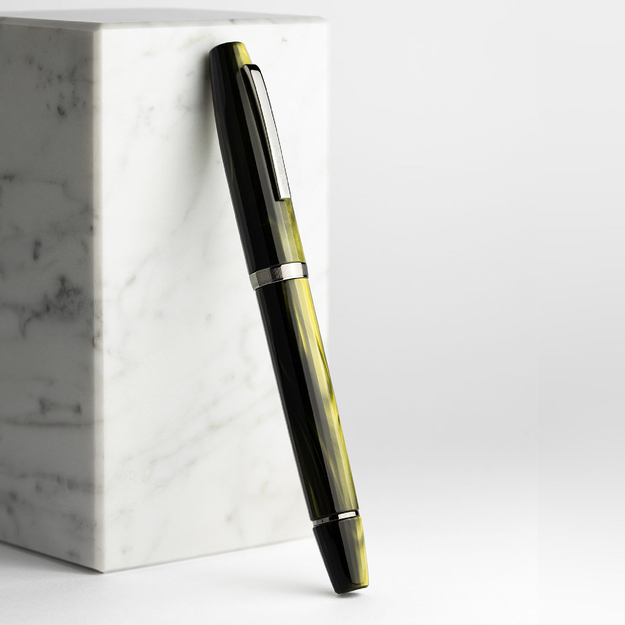 Flow Evoluzione Limited Edition Fountain Pen