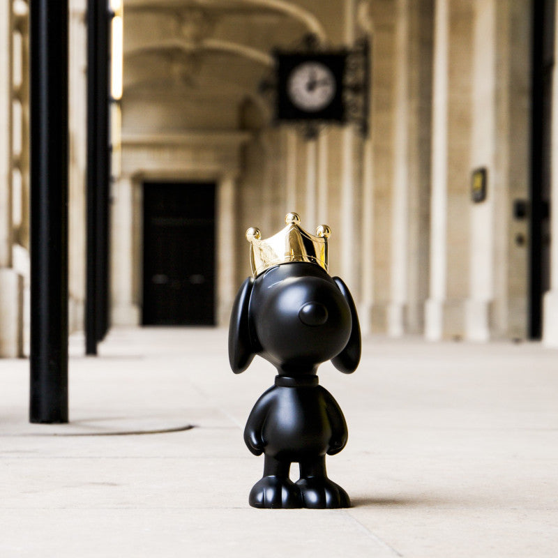 Snoopy Crown Matt Black & Chromed Gold - 31CM