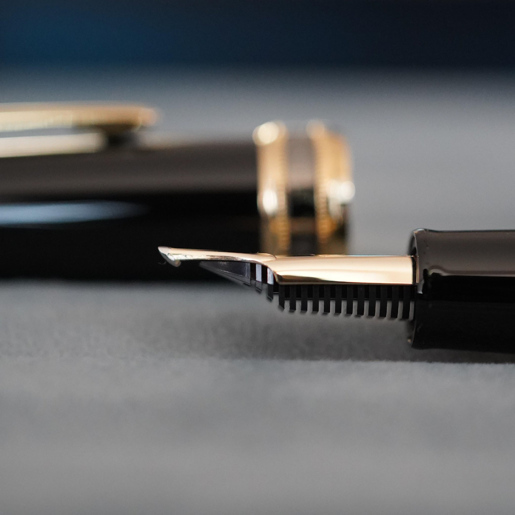 1911L Naginata Cross Point Fountain Pen