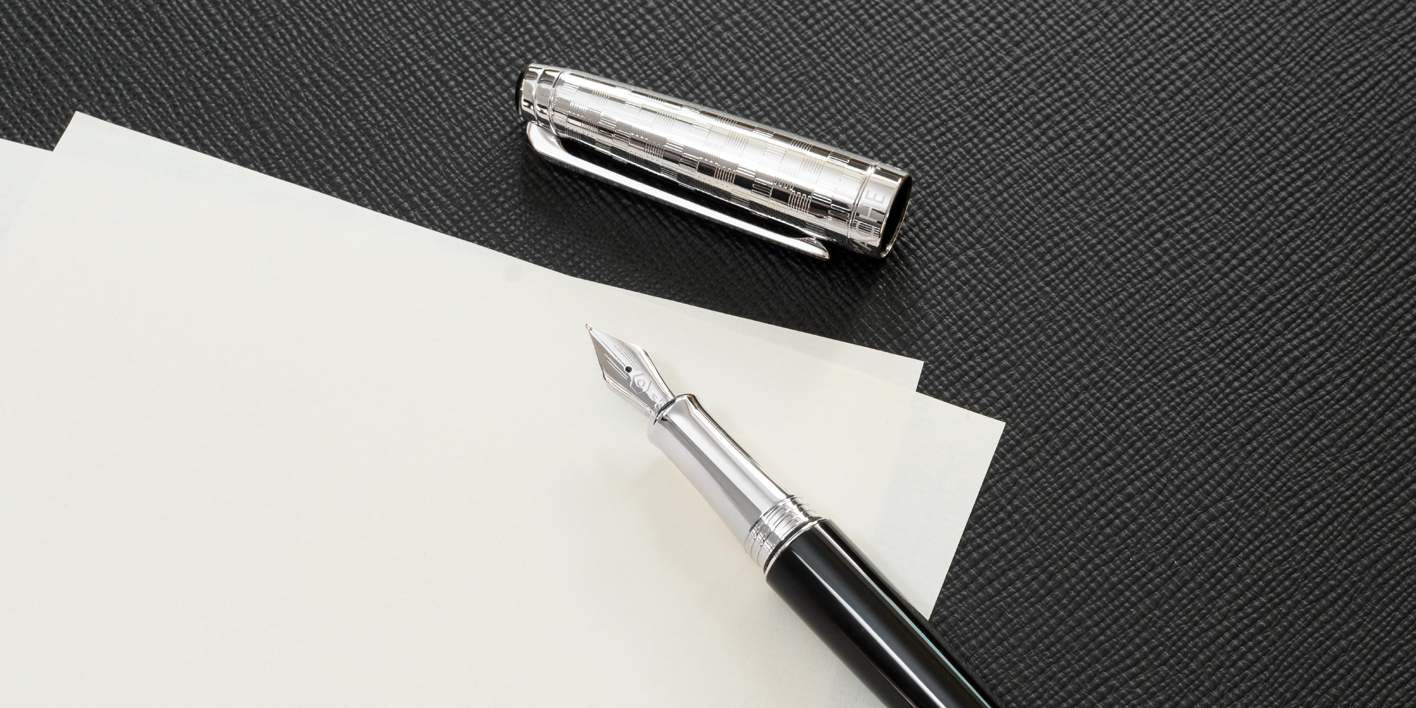 CARAN D'ACHE_Leman Damier Black Special Edition Fountain Pen Set_News Page Closing Desktop