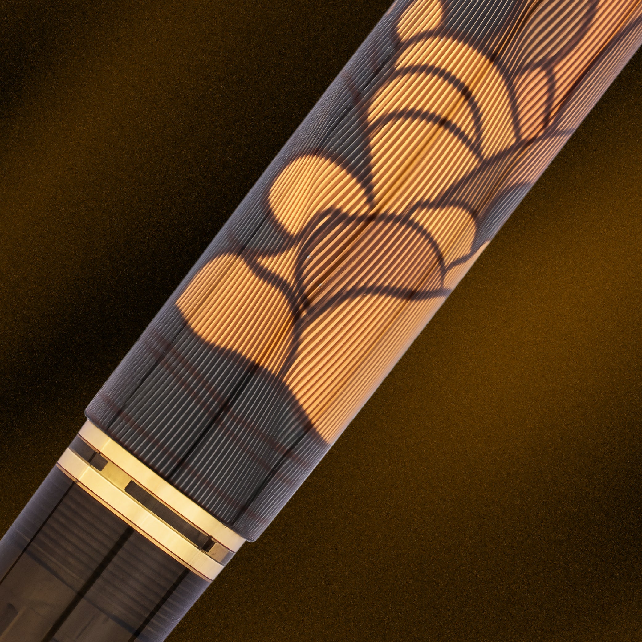 PELIKAN_Souverän M600 Art Collection Georg Tippel Special Edition Fountain Pen_Barrel Detail