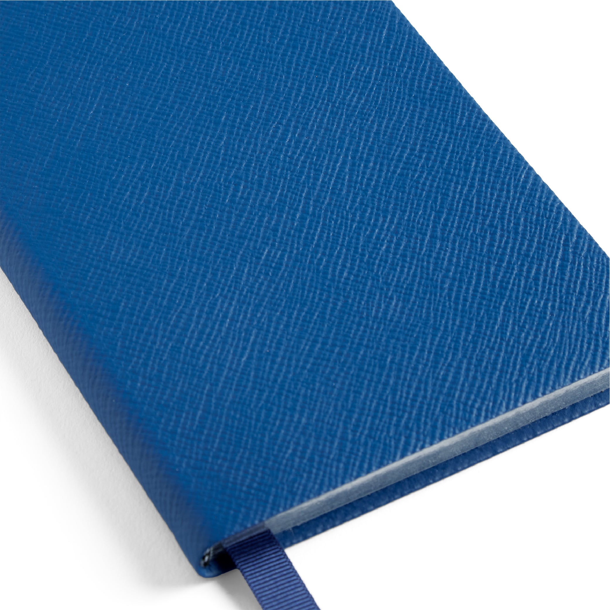 SMYTHSON_Chelsea Notebook in Cerulean Panama_Leather Detail